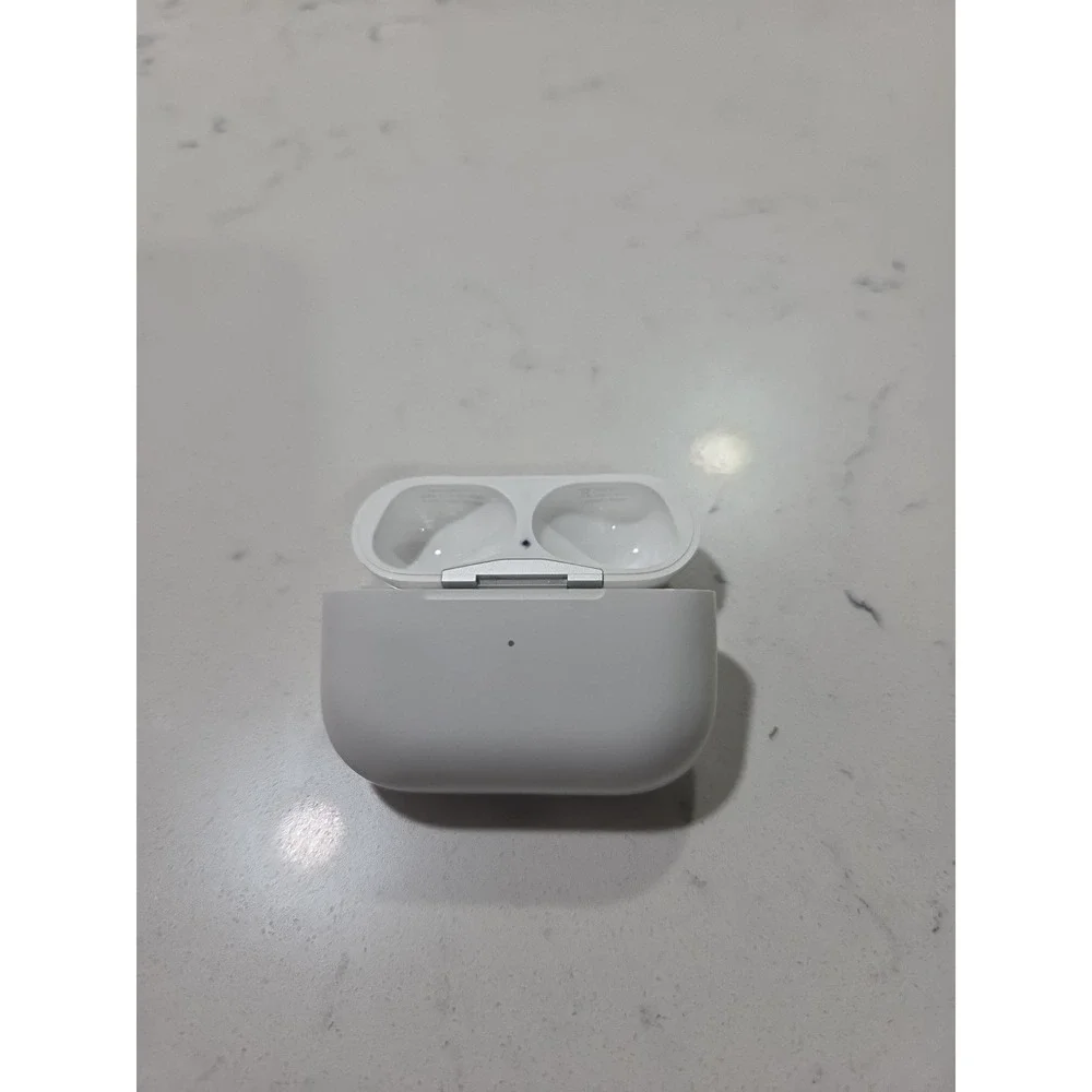 AirPods Pro (2nd Generation) Charging Case Replacement ONLY A2700 ENGRAVED